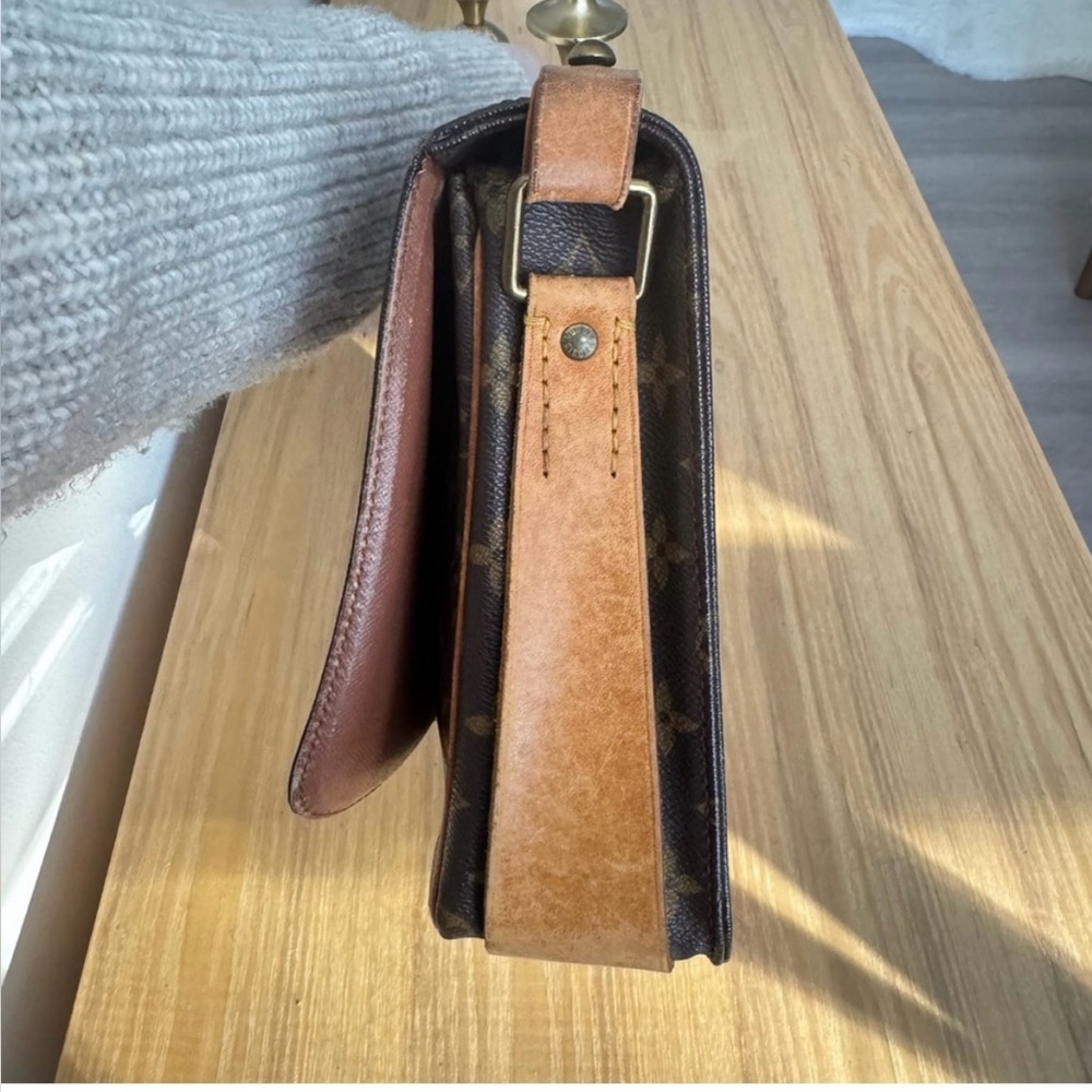 Louis Vuitton Satchel Crossbody - Picture 5 of 15